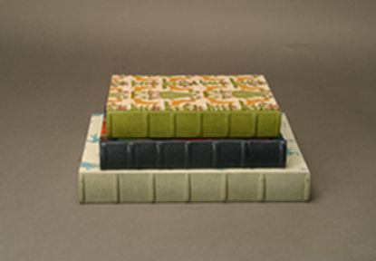 Picture of Introduction to Leather: Bradel Case Binding